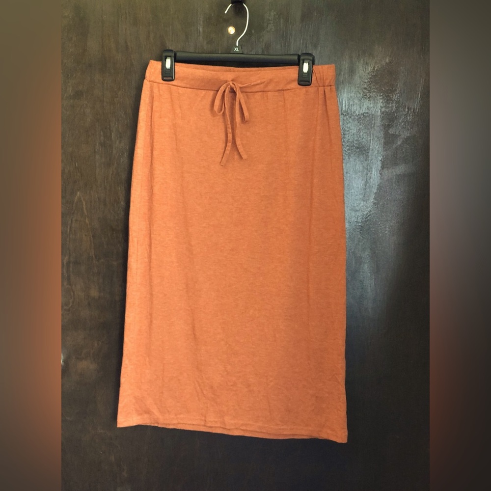 Midi skirt
